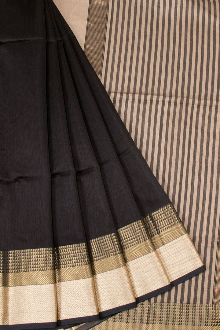 Black Handloom Maheshwari Silk Cotton Saree 10062909