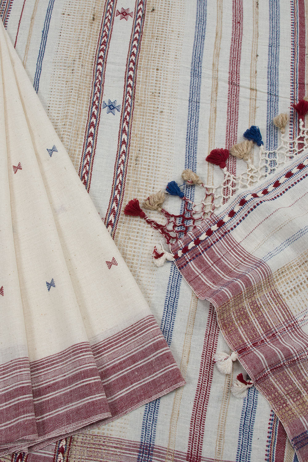 White Handloom Bhujodi Kala Cotton Saree 10063045