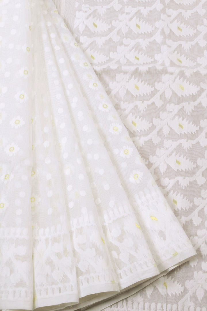 White Handloom Jamdani Style Jamdani Cotton Saree 10064015