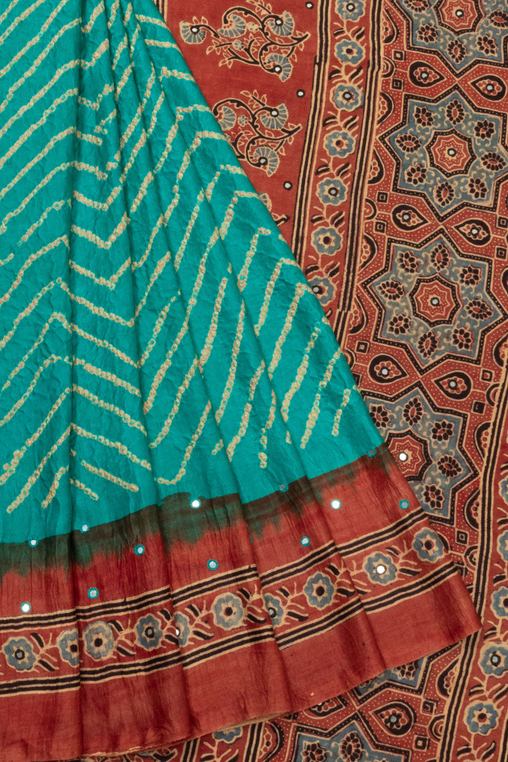 Original Bandhani Sarees : Traditional Bandhej Sarees Online