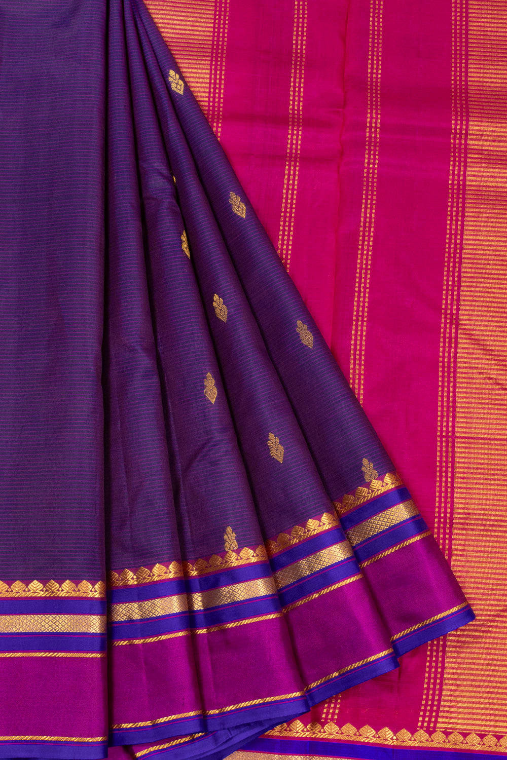 Purple Handloom Kanchipuram Pure Silk Saree 10072860