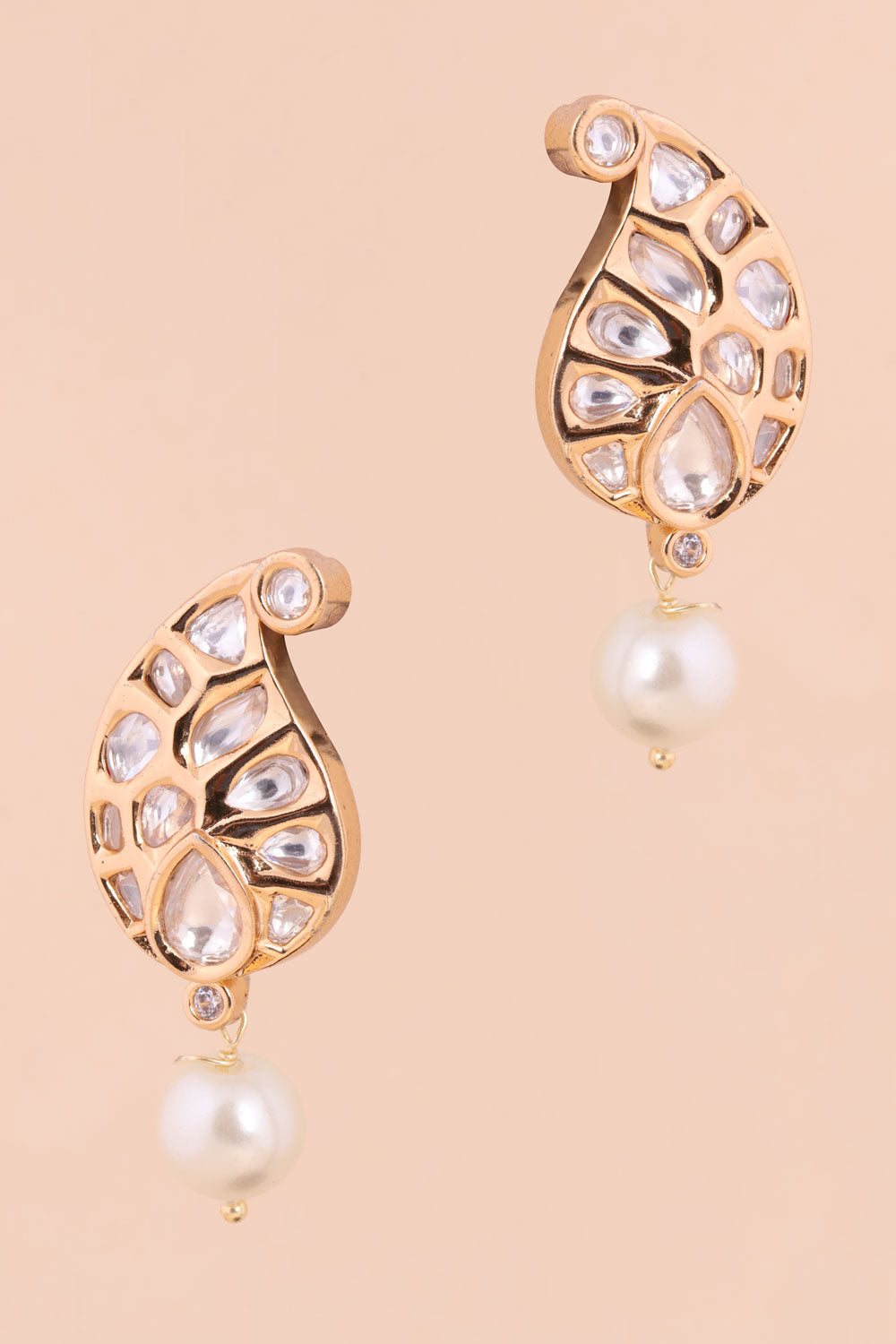 Gold Plated Earring With Pearl 