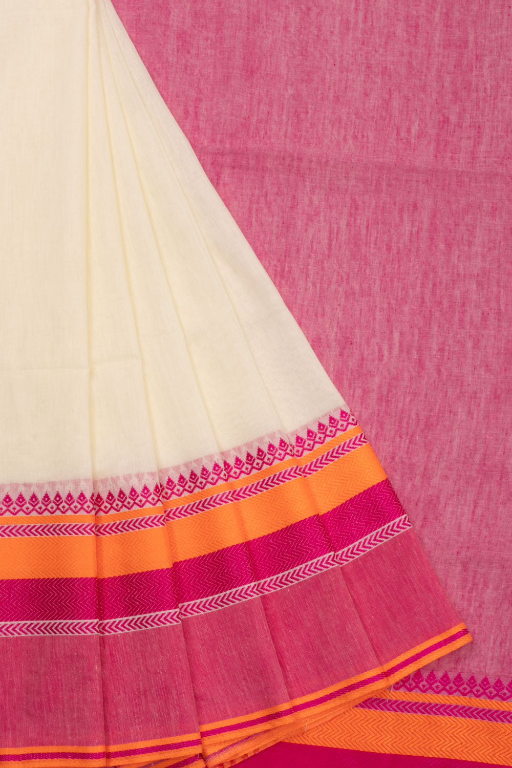 White Shantipur Tant Bengal Cotton Saree