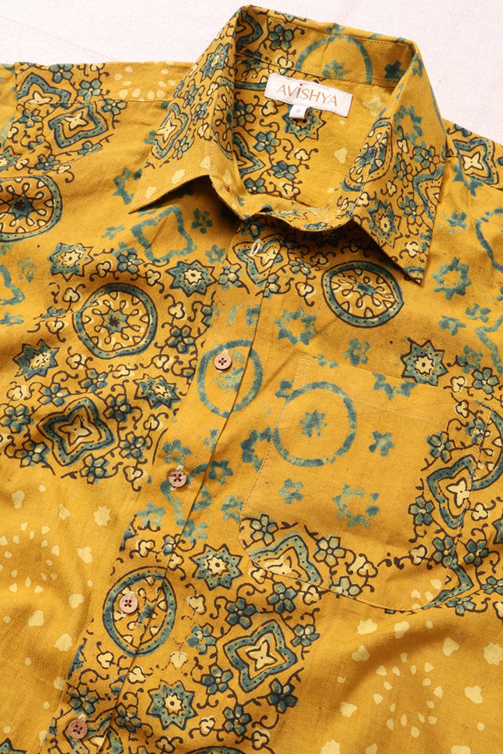 Yellow Half Sleeve Ajrakh Printed Cotton Mens Shirt 10072716