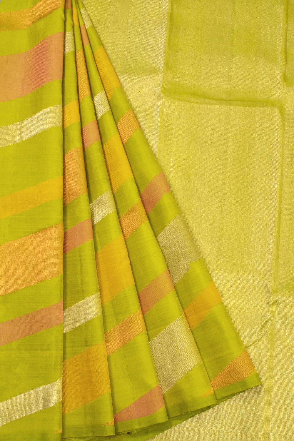 Green Kanchipuram Pure Zari Silk Saree 10072874