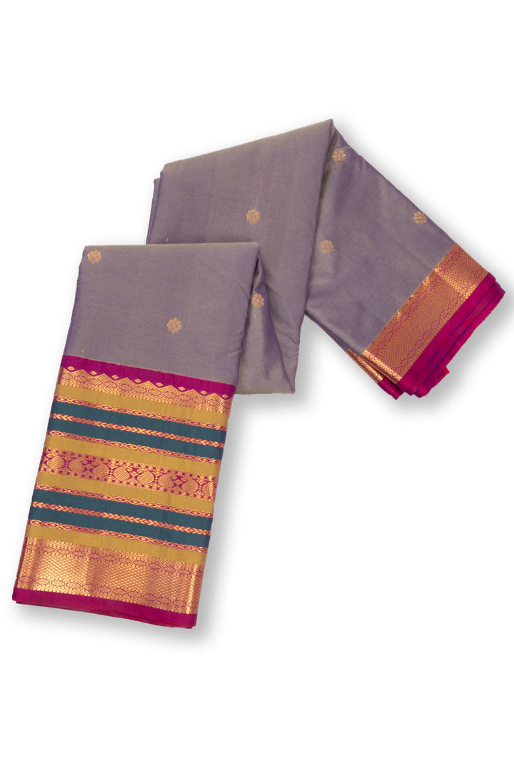 Dual Tone Grey Kanjivaram Silk Saree with Contrast Pallu 10073873