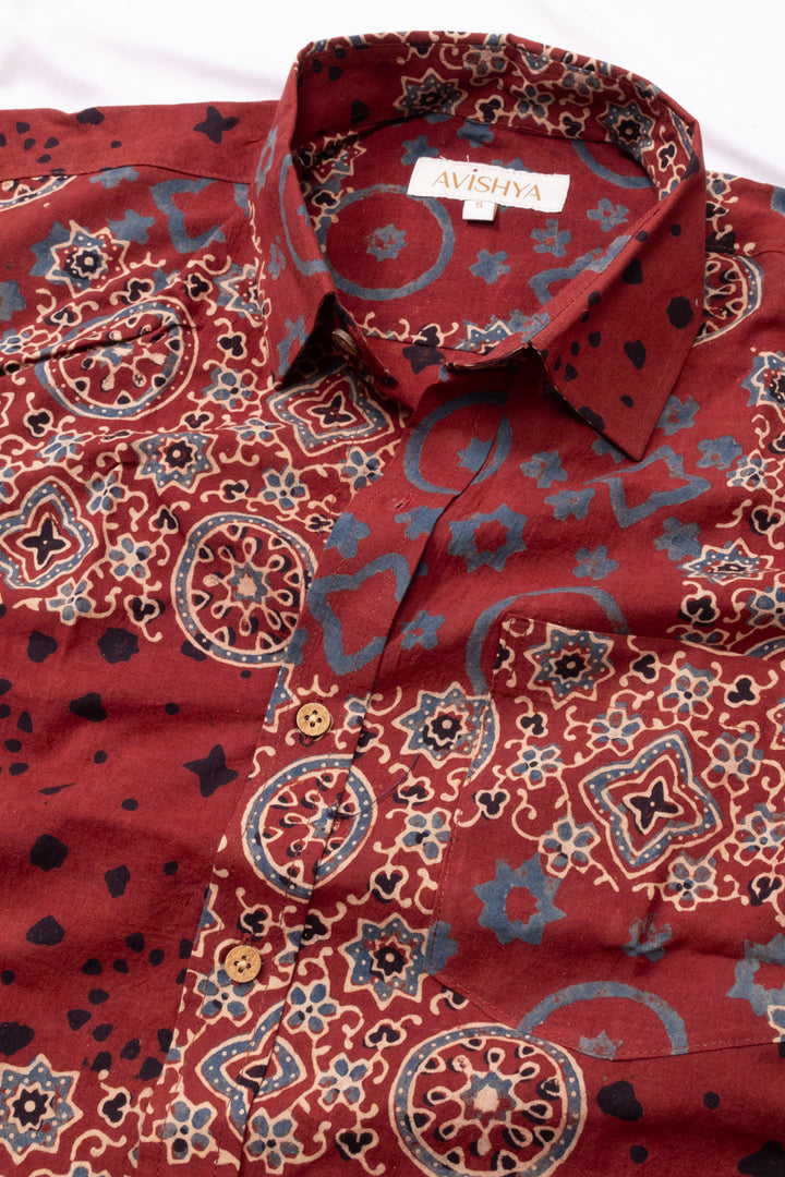 Red Half Sleeve Ajrakh Printed Cotton Mens Shirt 10073060