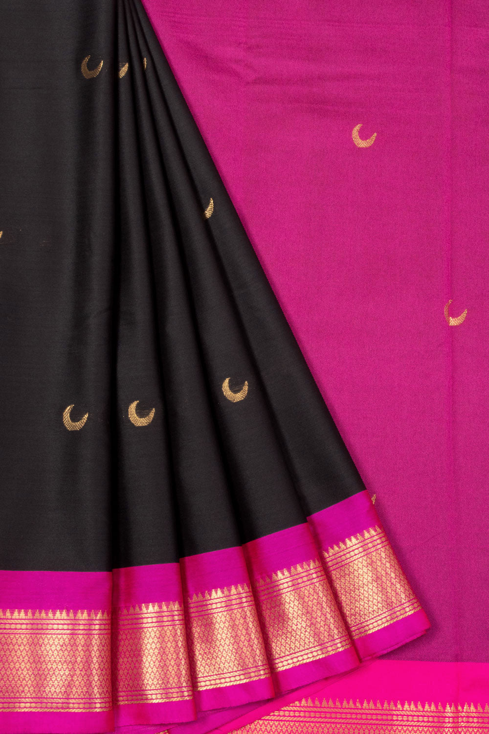 Black Handloom Chandrakon Paithani Silk Saree 10073626