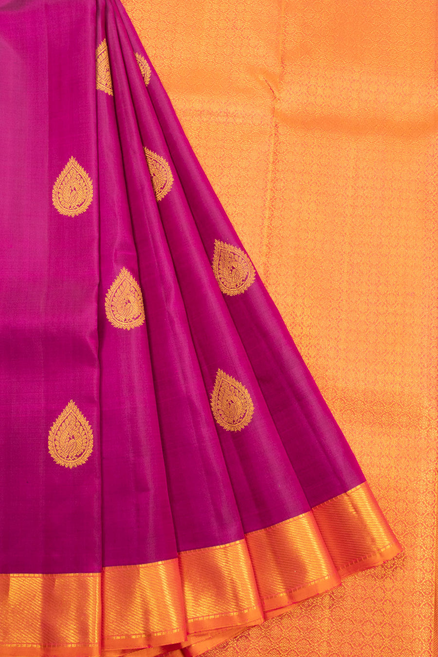 Magenta Handloom Kanjivaram Silk Saree 10070665