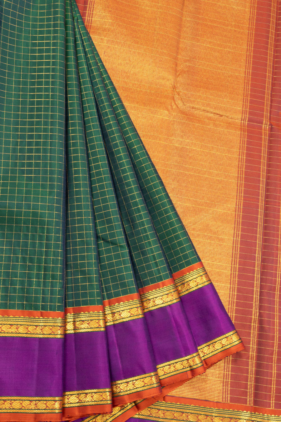 Green Handloom Kanjivaram Pure Silk Saree 10072833