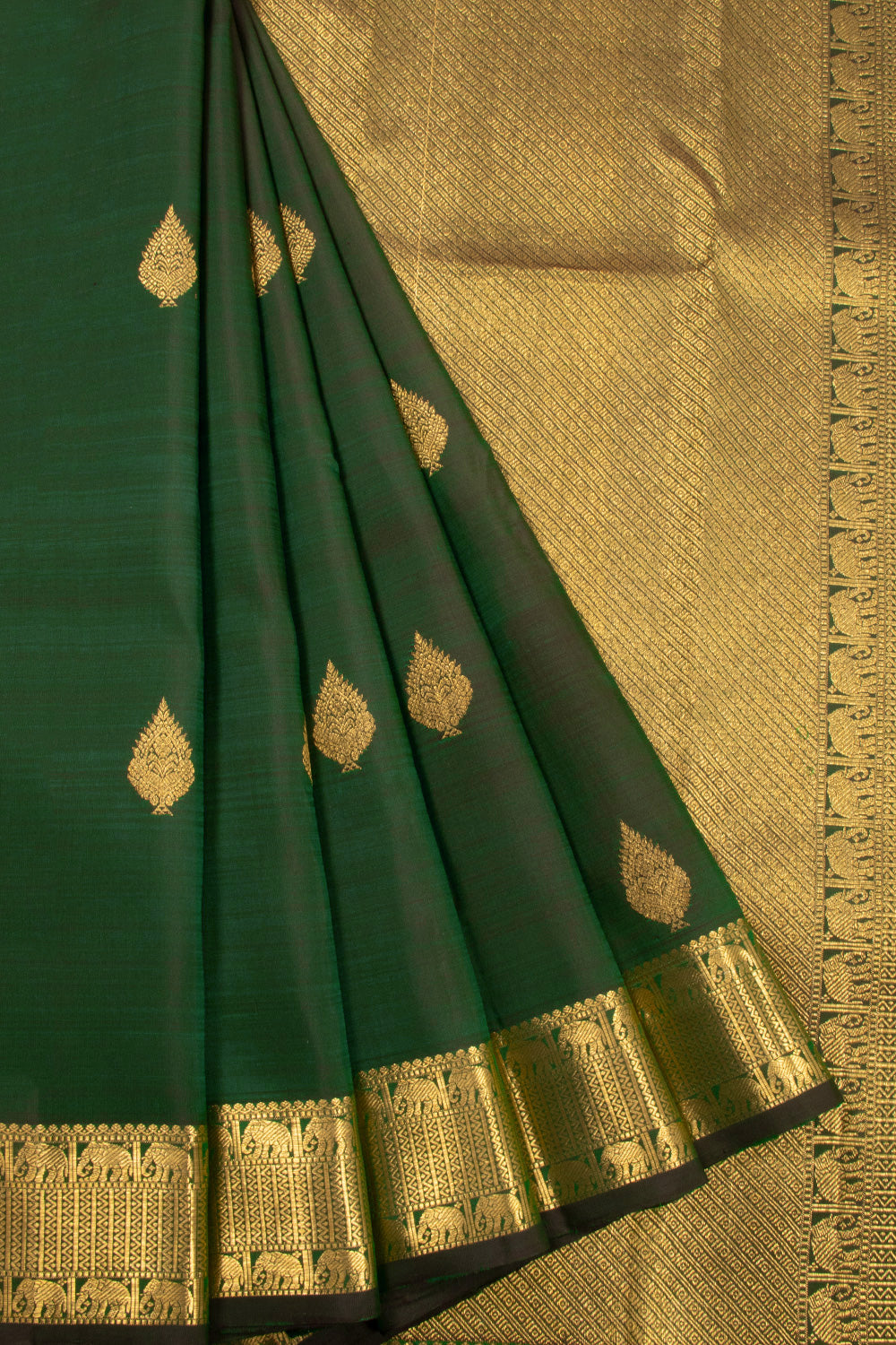 Green Handloom Kanjivaram Pure Silk Saree 10072835