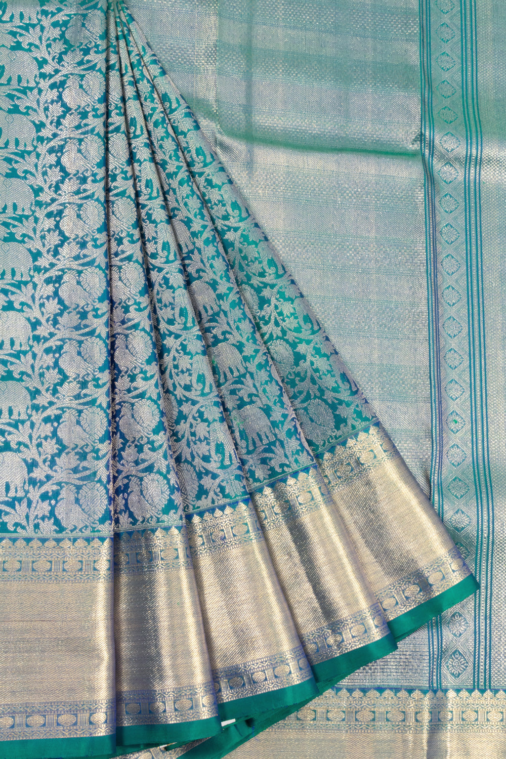 Green Bridal Kanjivaram Pure Zari Silk Saree 10072864