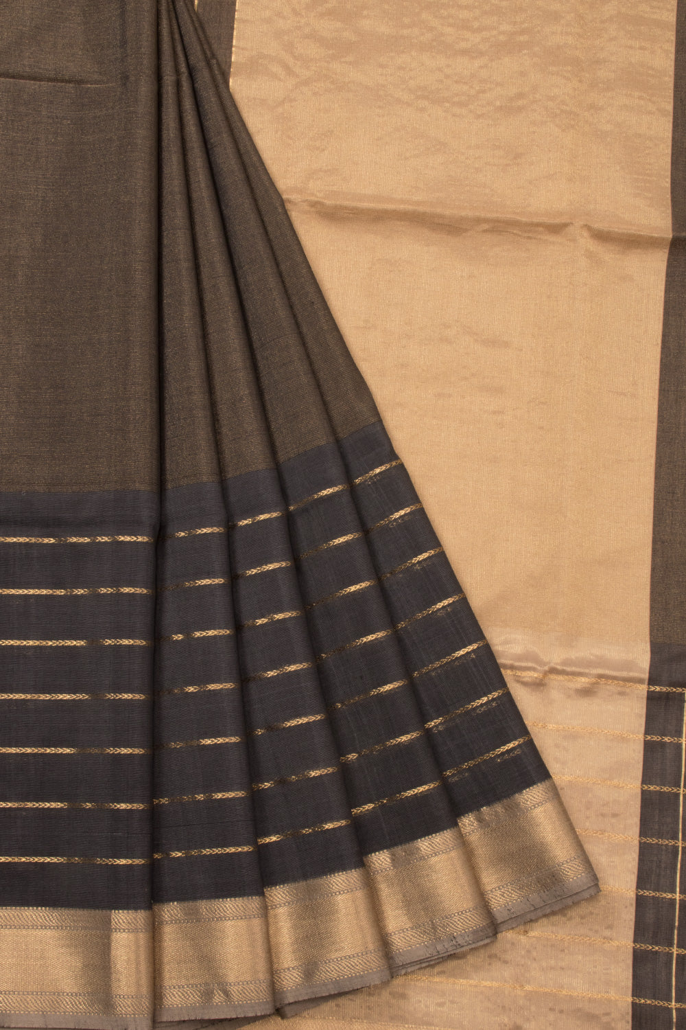 Grey Handloom Maheshwari Silk Cotton Saree 10073147