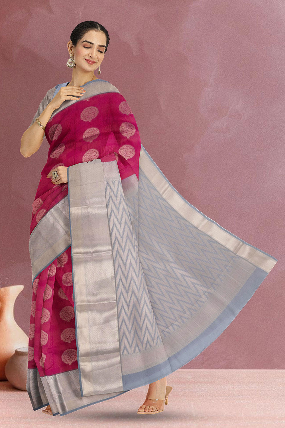 Pink Handloom Kanjivaram Silk Saree 10073835