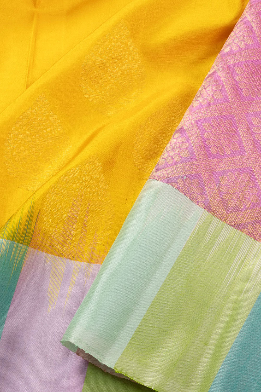 Yellow Handloom Kanjivaram Silk Saree 10070706