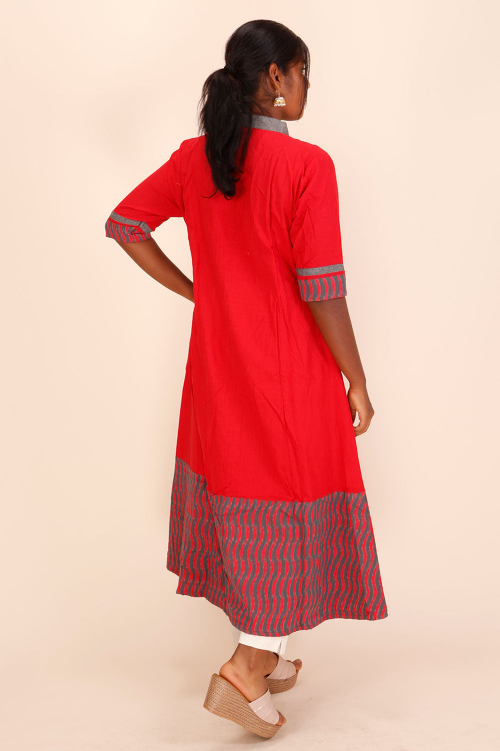  Red Handcrafted Ikat Cotton Kurta 10039330