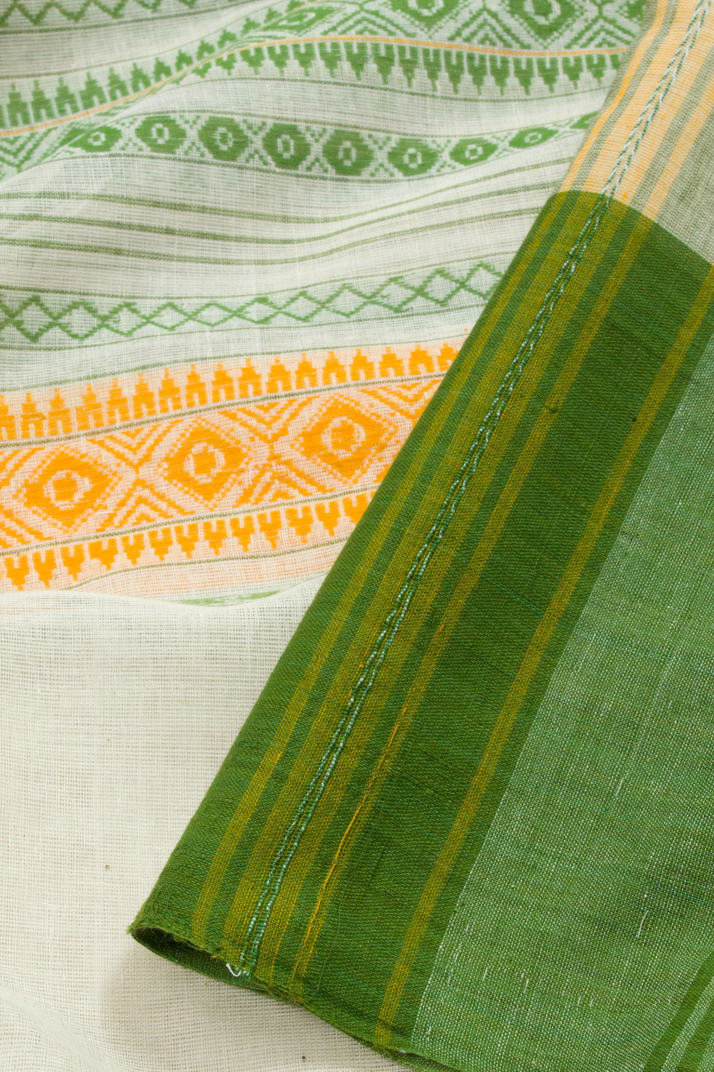 White Handloom Dhaniakhali Cotton Saree 10062572