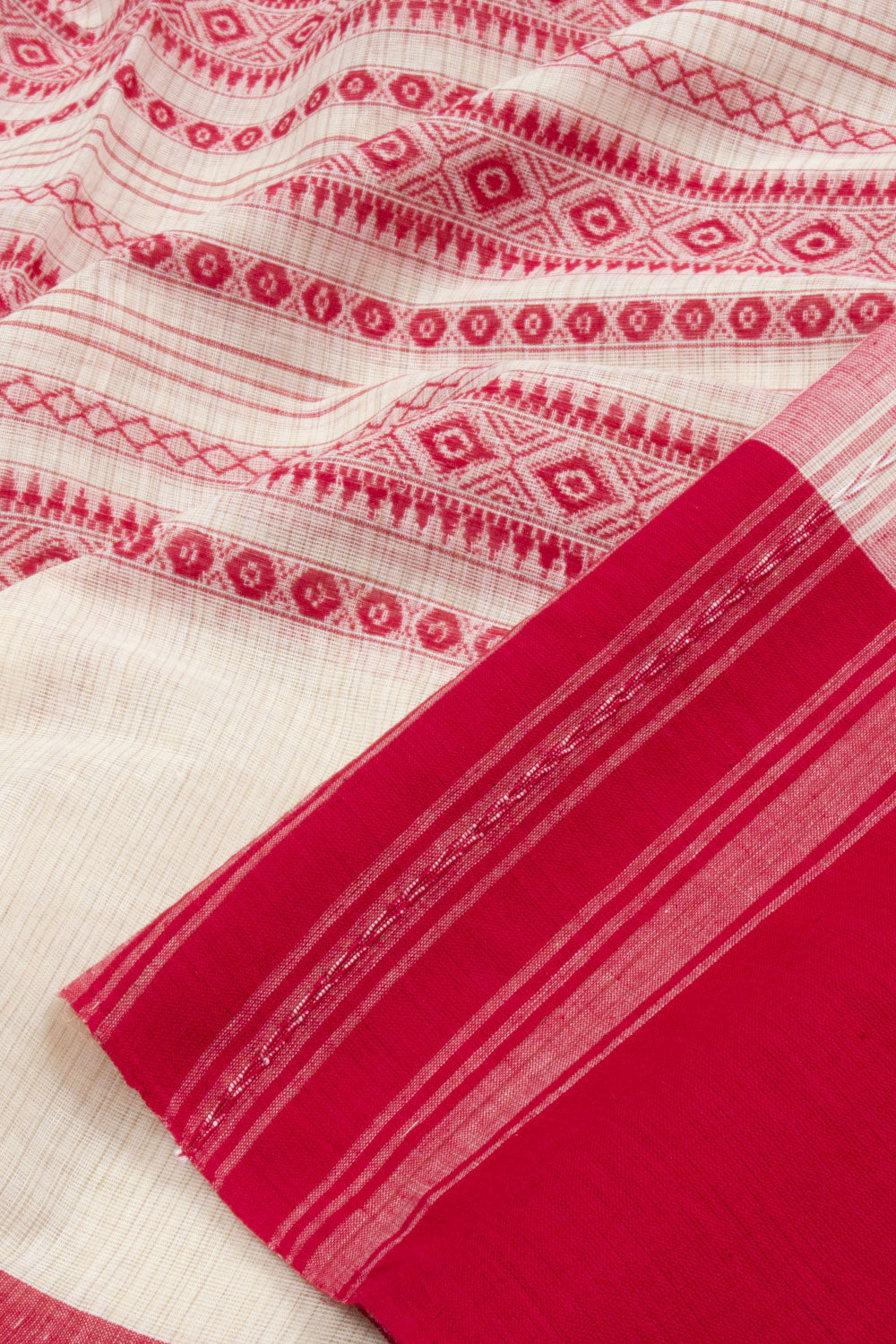 White Handloom Dhaniakhali Cotton Saree 10062590