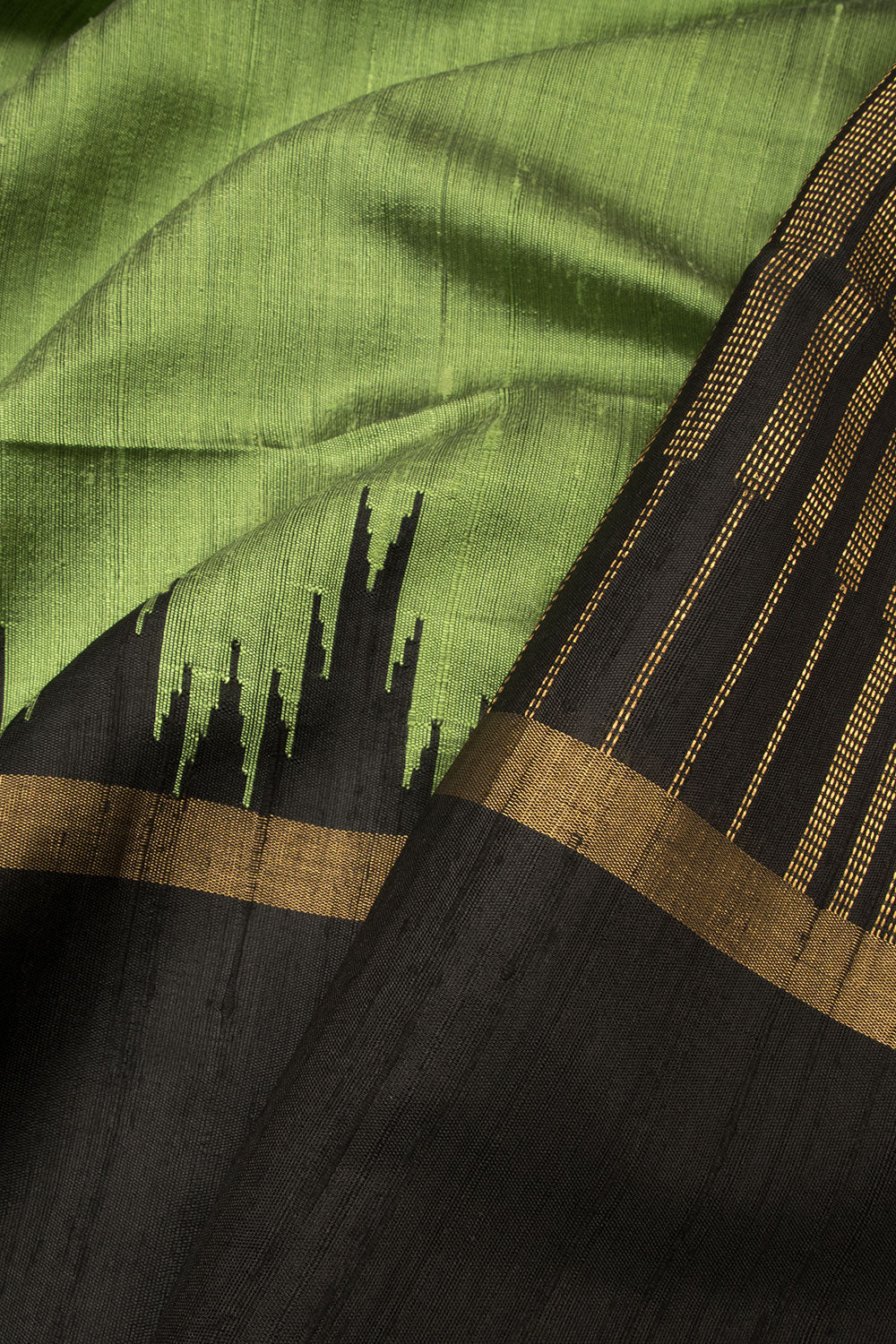 Pista Green Handloom Raw Silk Saree - Avishya