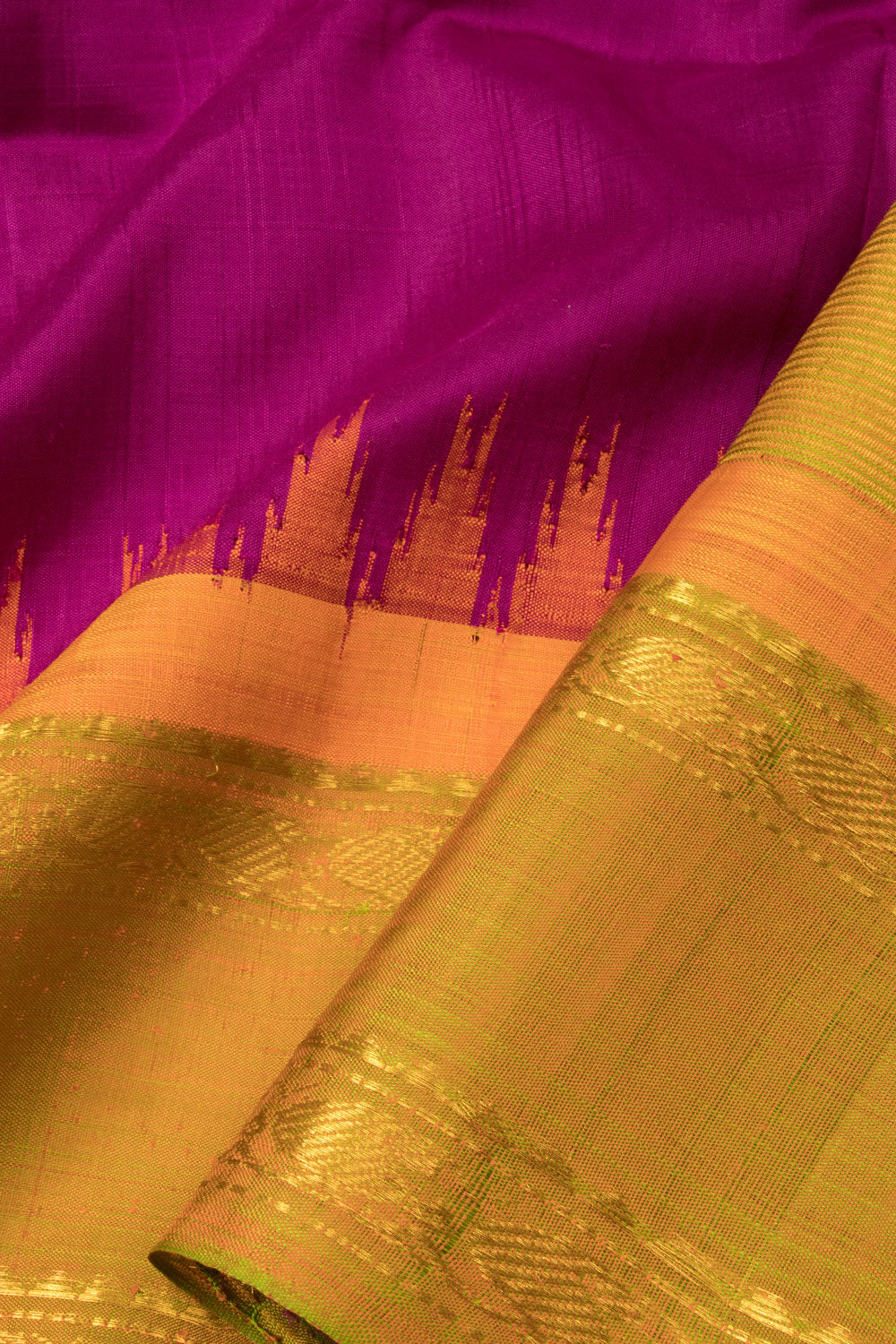 Violet Handloom Gadwal Kuttu Silk Saree  - Avishya