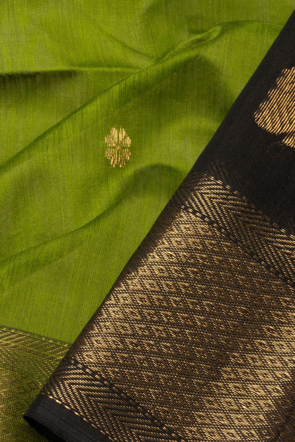 Pear Green Handloom Maheswari Silk Cotton Saree - Avishya