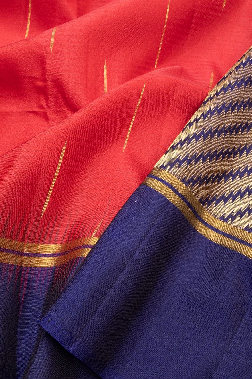 Red Handloom Kanjivaram Soft Silk Saree - Avishya