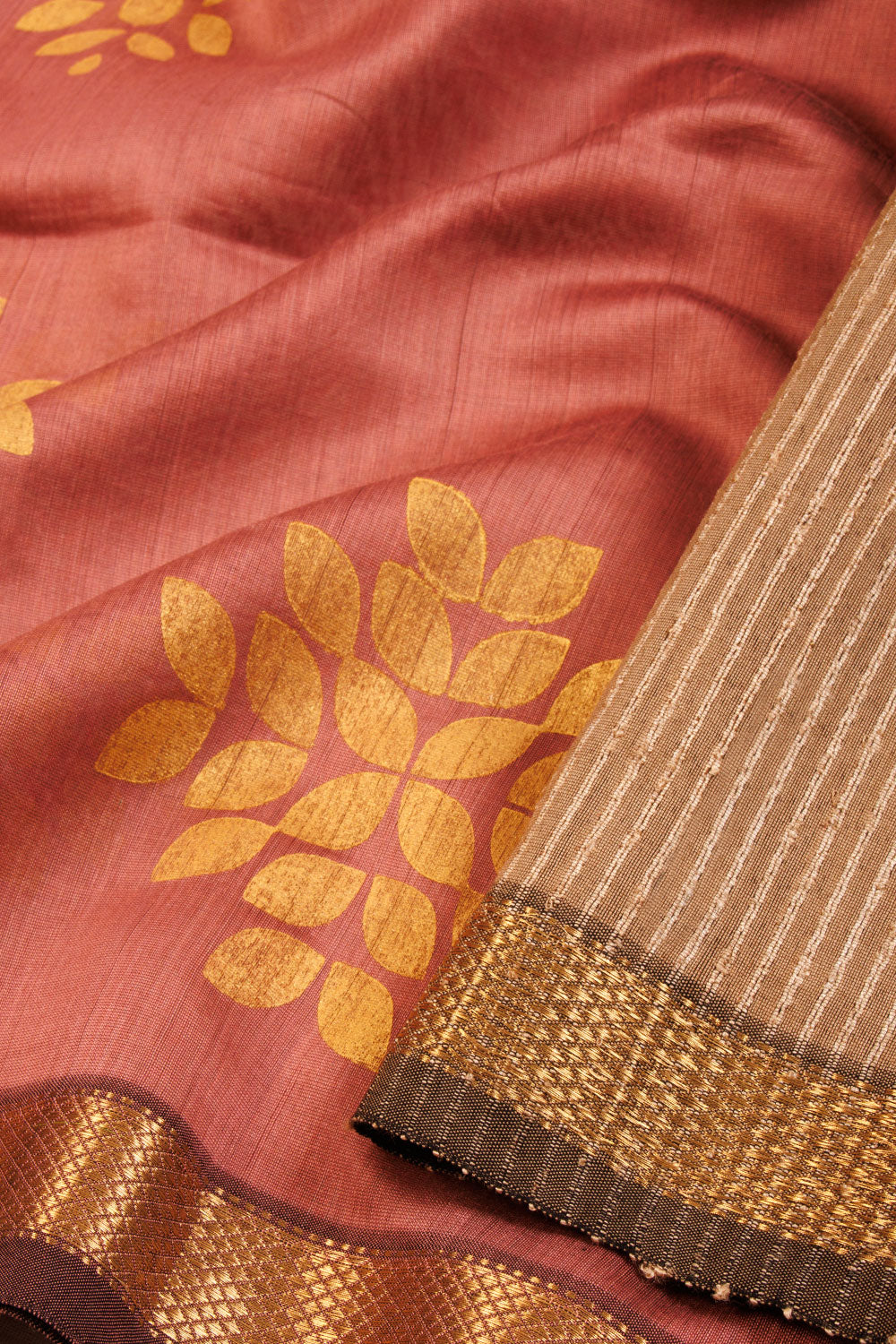 Pink Handloom Maheshwari Silk Saree 10068277 | Avishya.com