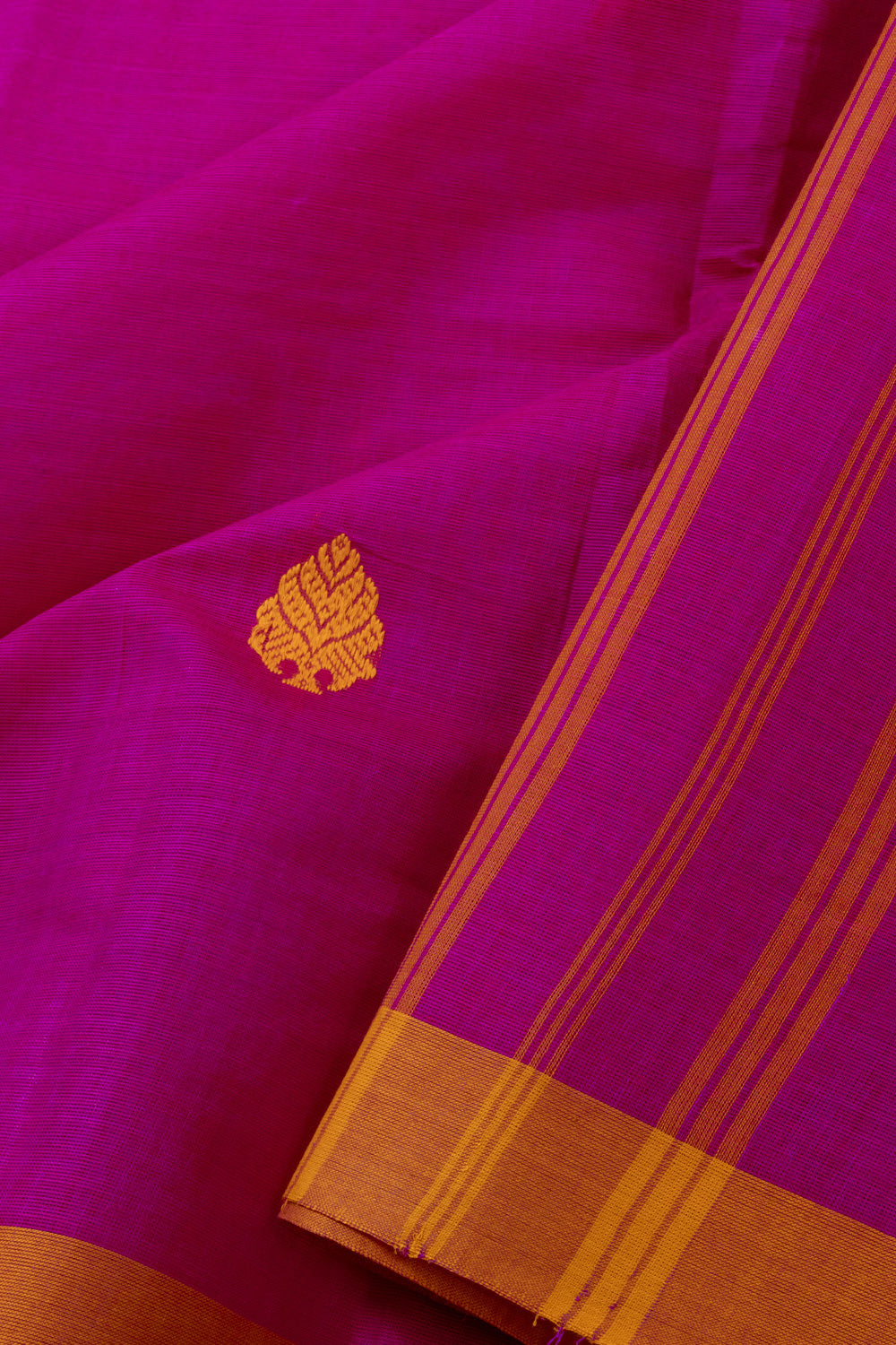 Magenta Handloom Chettinad Cotton Saree 10072569