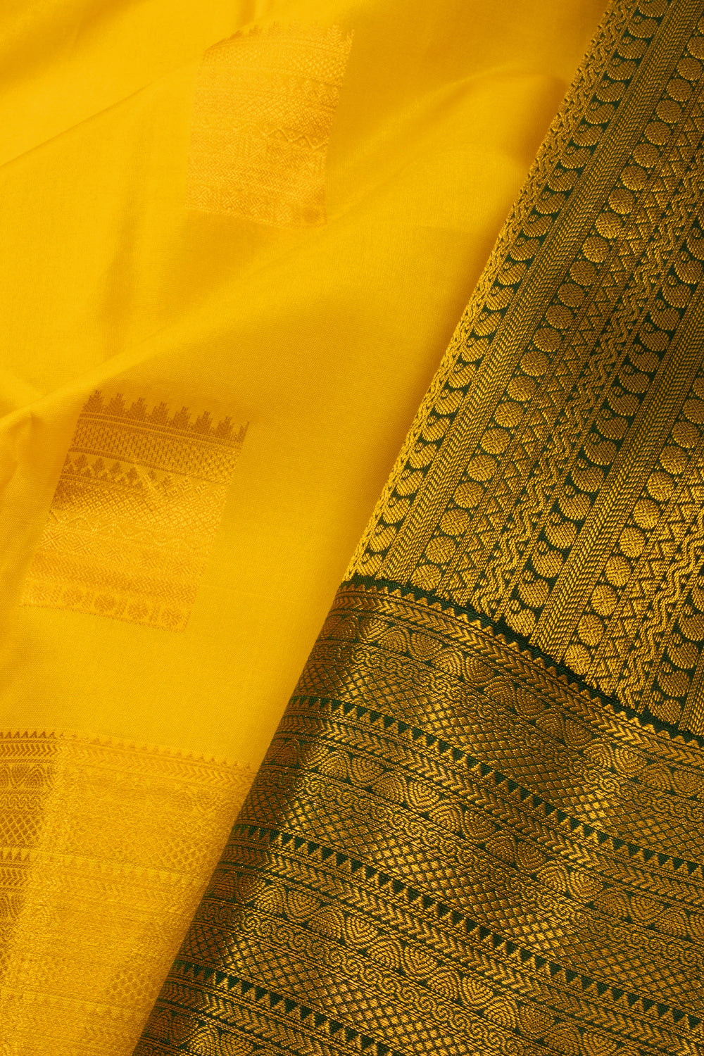 Yellow Handloom Kanchipuram Pure Silk Saree 10072800