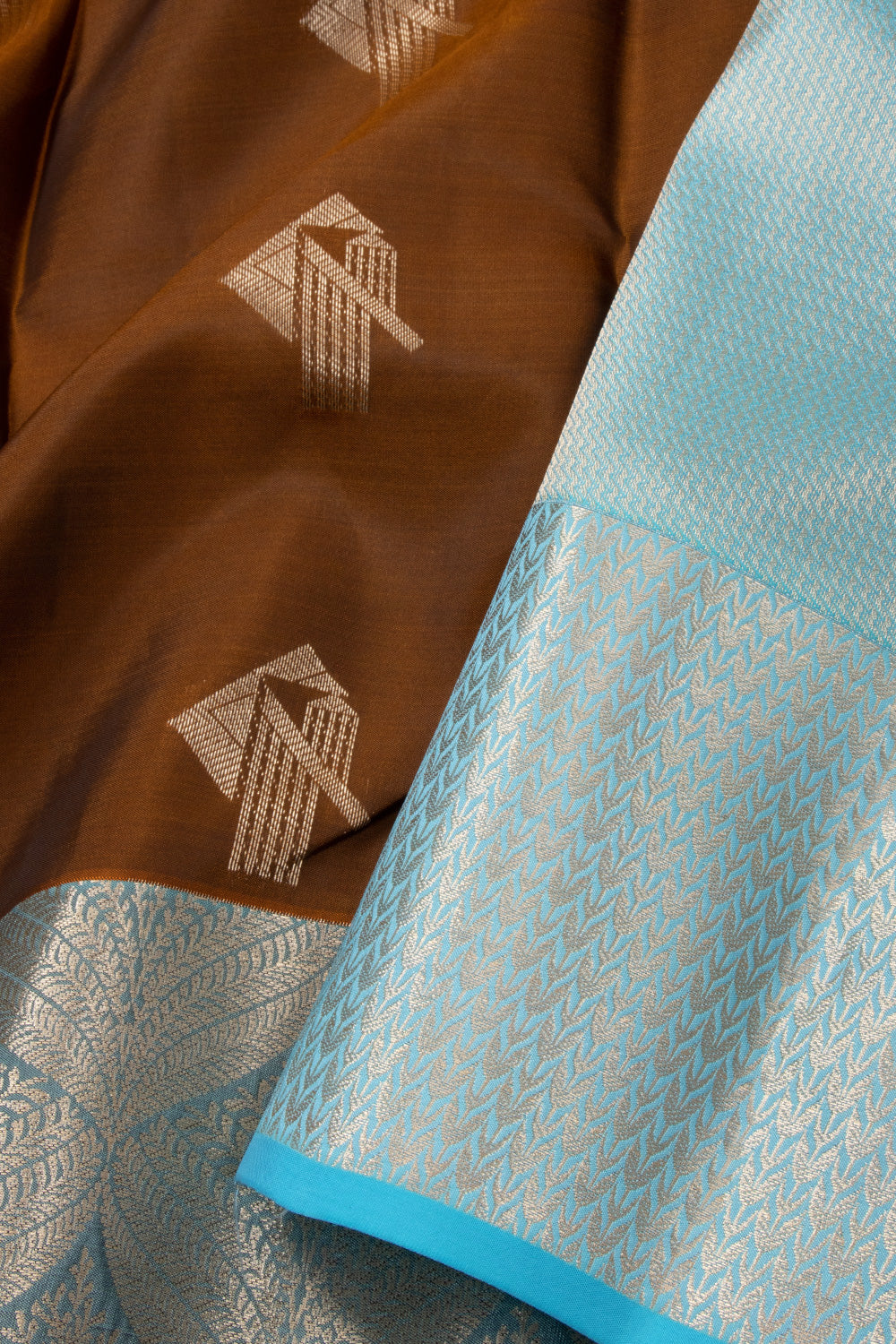 Brown Handloom Kanjivaram Blanded silk 10072888
