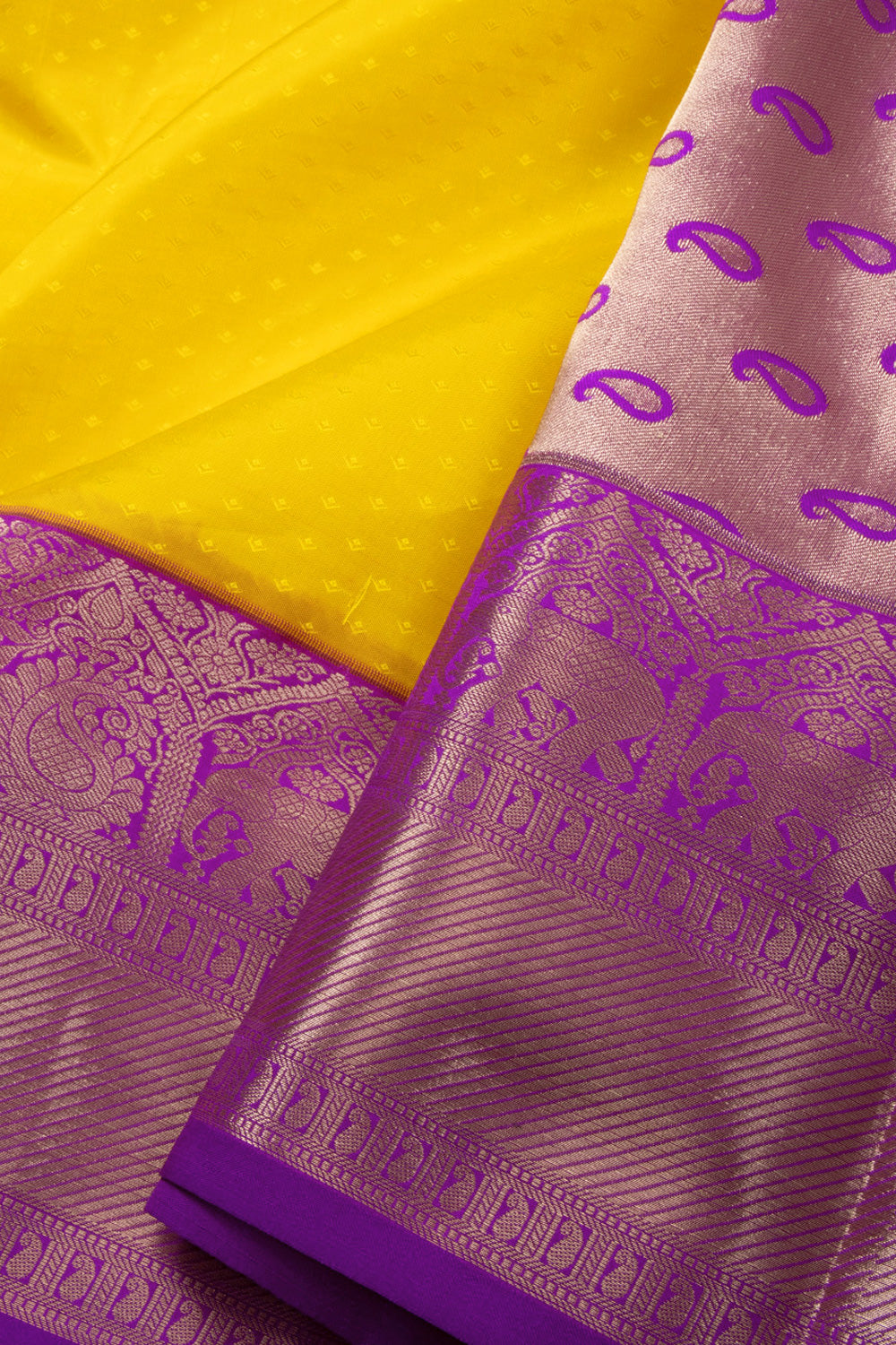 Yellow Handloom Kanjivaram Blended Silk Saree 10072893