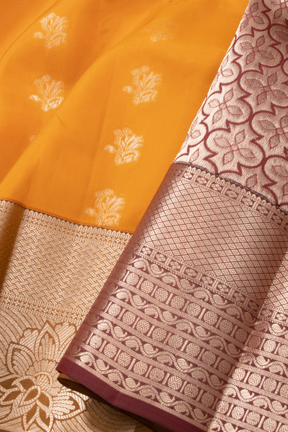 Orange Handloom Kanjivaram Blended Silk Saree 10072894