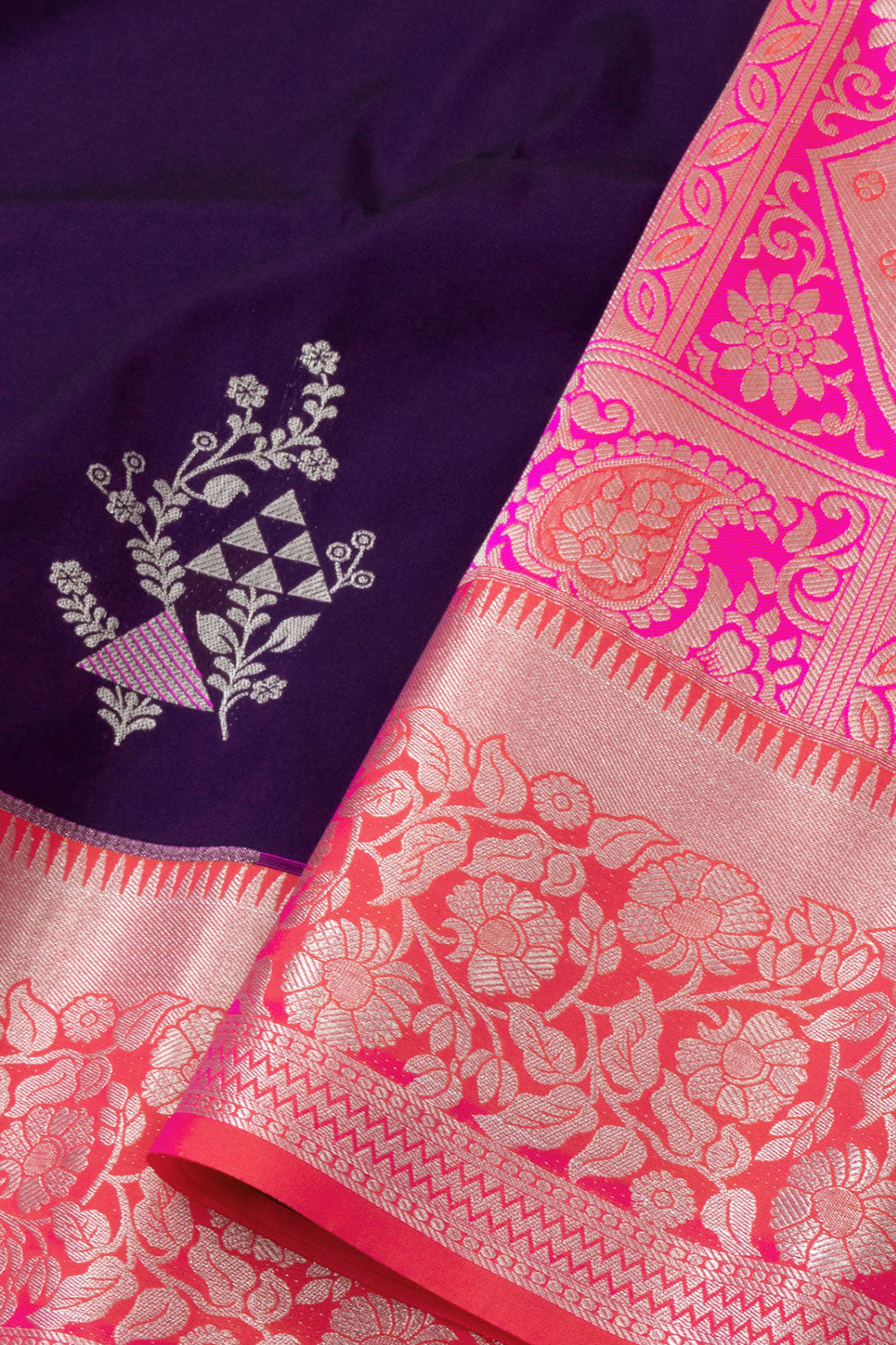 Purple Kanjivaram Silk Saree with Contrast Pallu 10073856