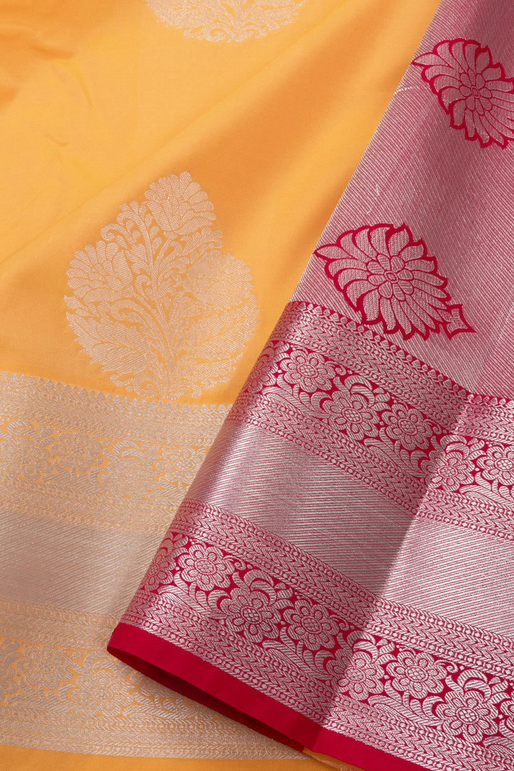 Yellow Handloom Kanjivaram Silk Saree 10073862