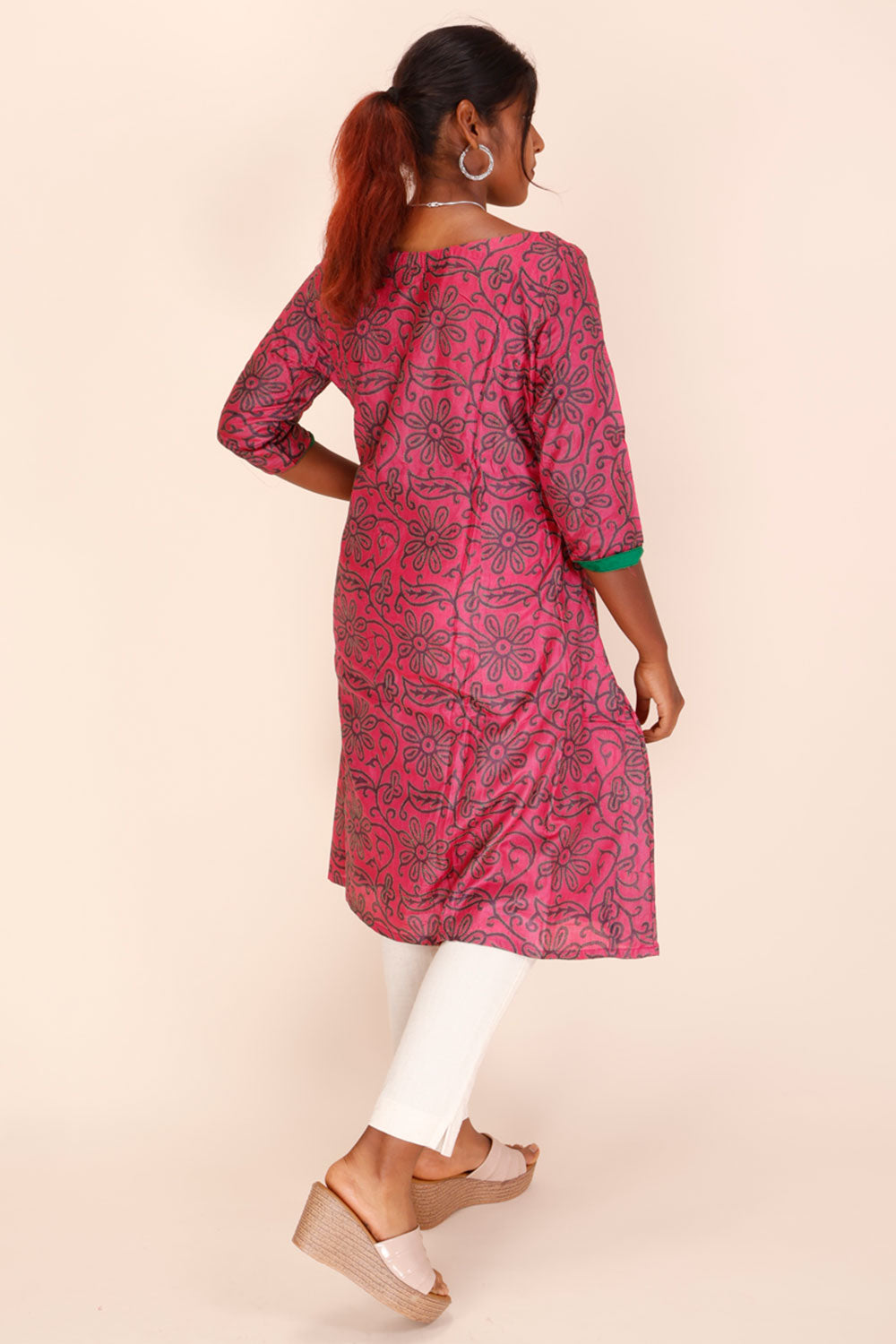 Pink Kantha Embroidered Tussar Silk Kurta 10064088