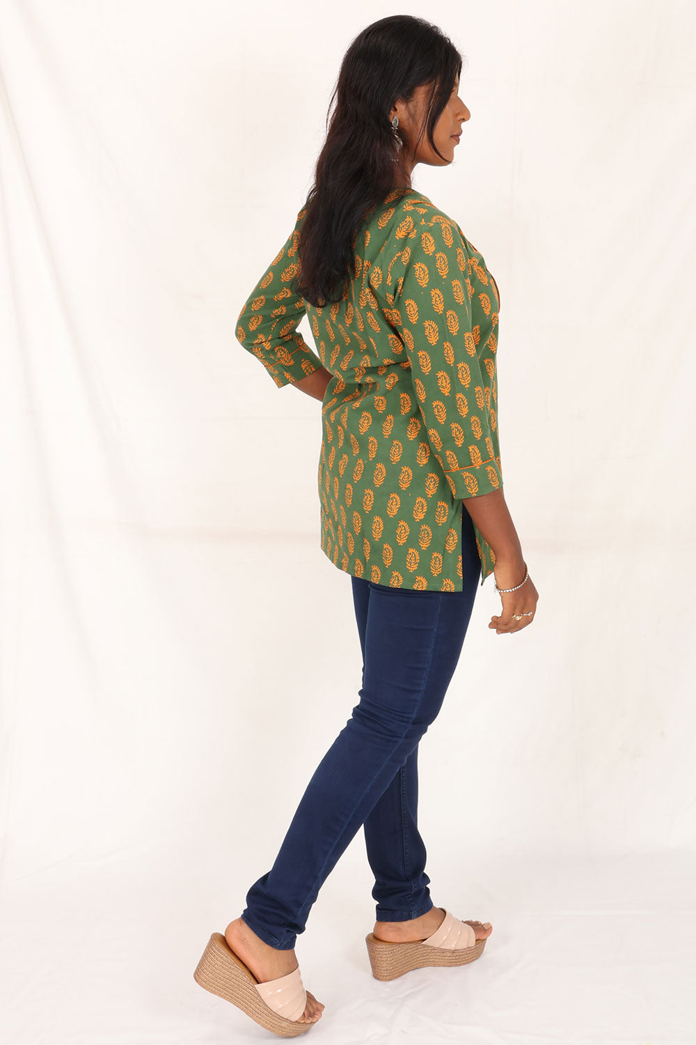 Green Gamthi Print Cotton Kurti