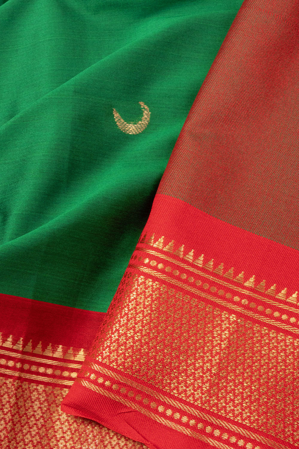 Green Handloom Chandrakon Paithani Silk Saree 10073631