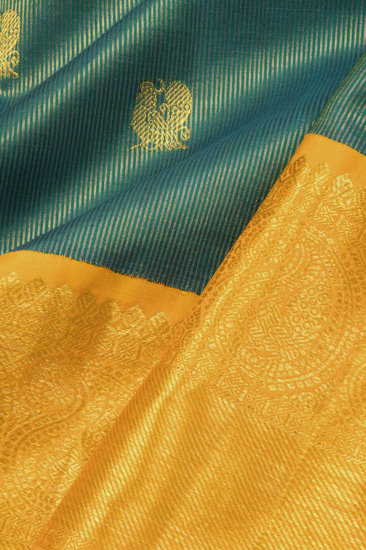 Green Bridal Vaira Oosi Kanjivaram Silk Saree 10070605