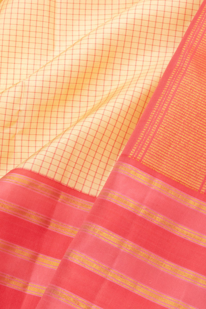 Cream Korvai Kanjivaram Silk Saree 10070653