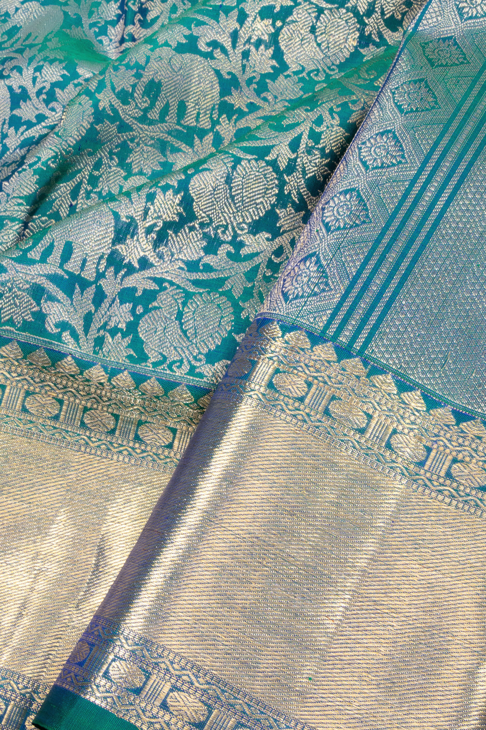 Green Bridal Kanjivaram Pure Zari Silk Saree 10072864