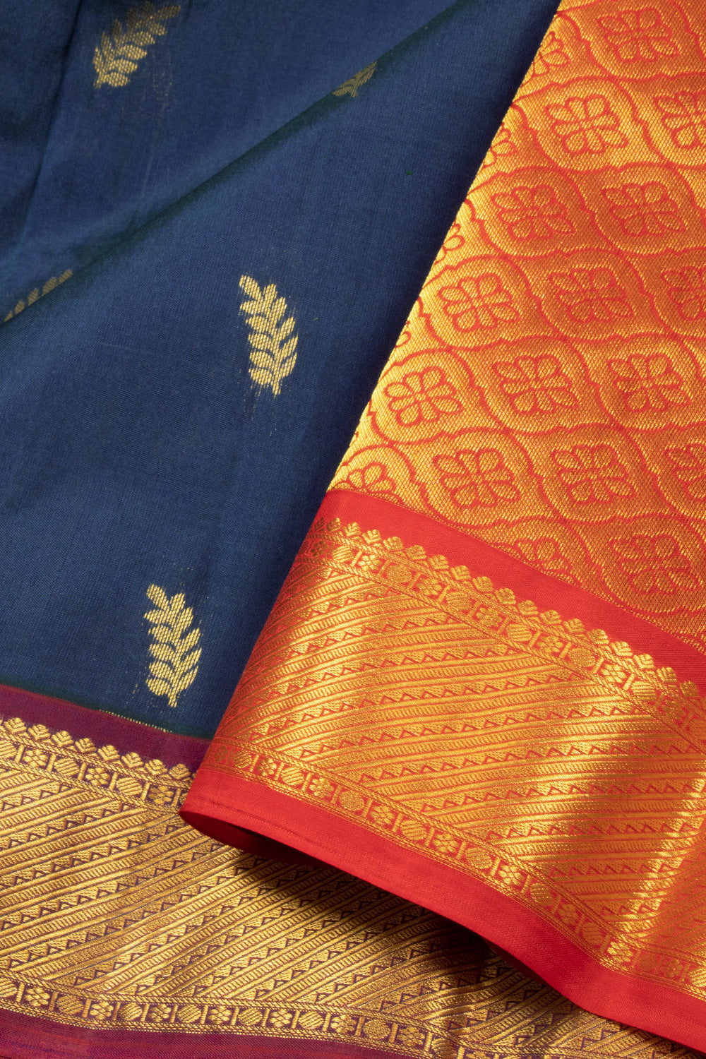 Blue Handloom Kanchipuram Pure Silk Saree 10072802