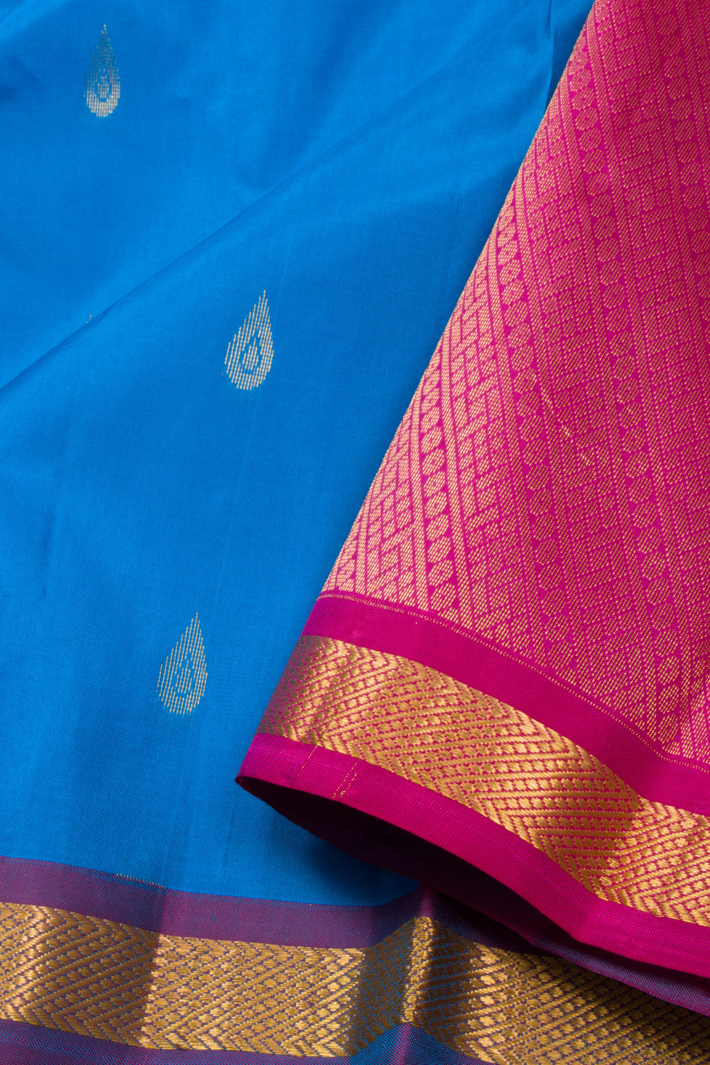 Blue Handloom Kanchipuram Pure Silk Saree 10072815