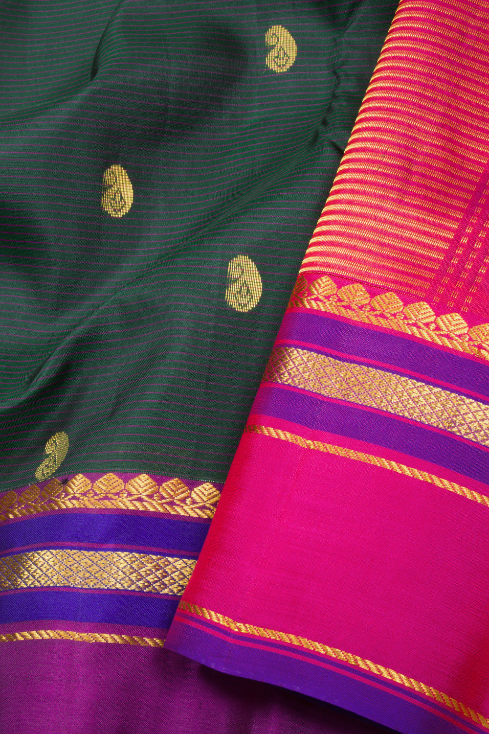 Green Handloom Kanchipuram Pure Silk Saree 10072854