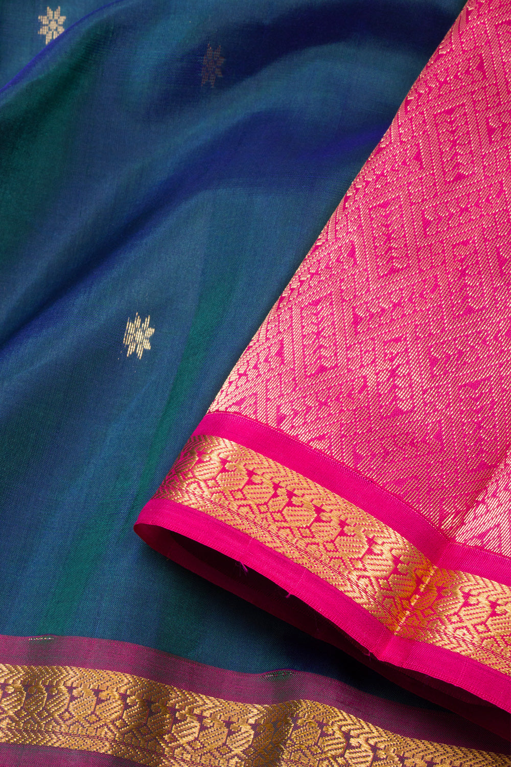 Green Handloom Kanchipuram Pure Silk Saree 10072859