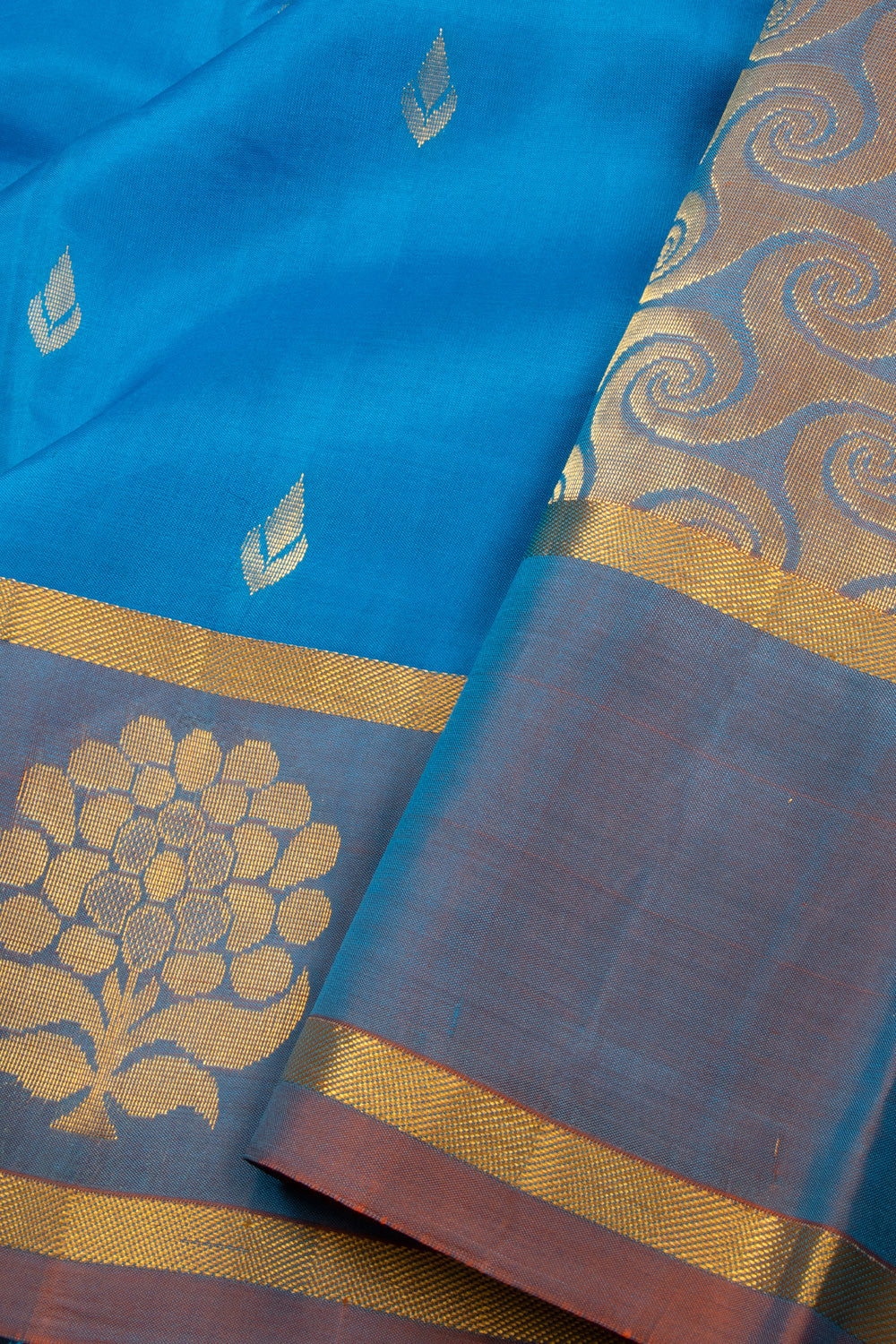 Blue Handloom Kanchipuram Pure Silk Saree 10072861