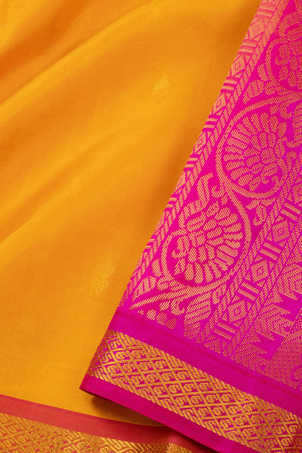 Yellow Light Weight Kanjivaram Pure Silk Saree 10073795