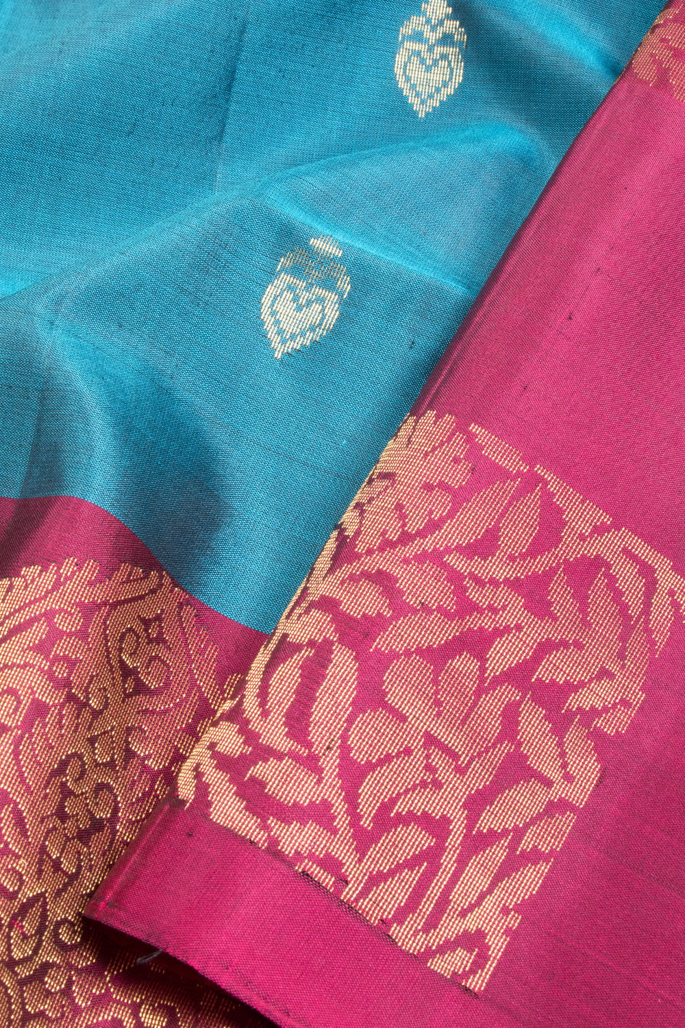 Blue Handloom Kanjivaram Silk Saree 10070718 - Avishya