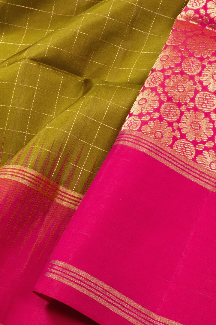 Green Handloom Kanjivaram Silk Saree 10070719 - Avishya