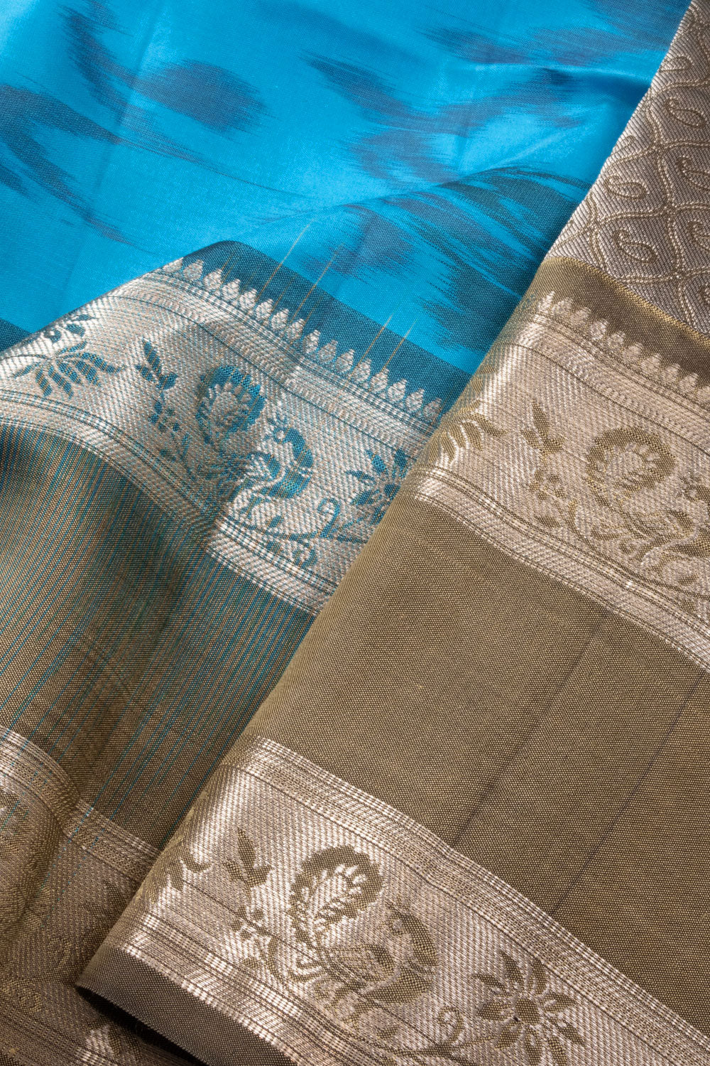 Cyan Blue Handloom Kanjivaram Silk Saree 10070728
