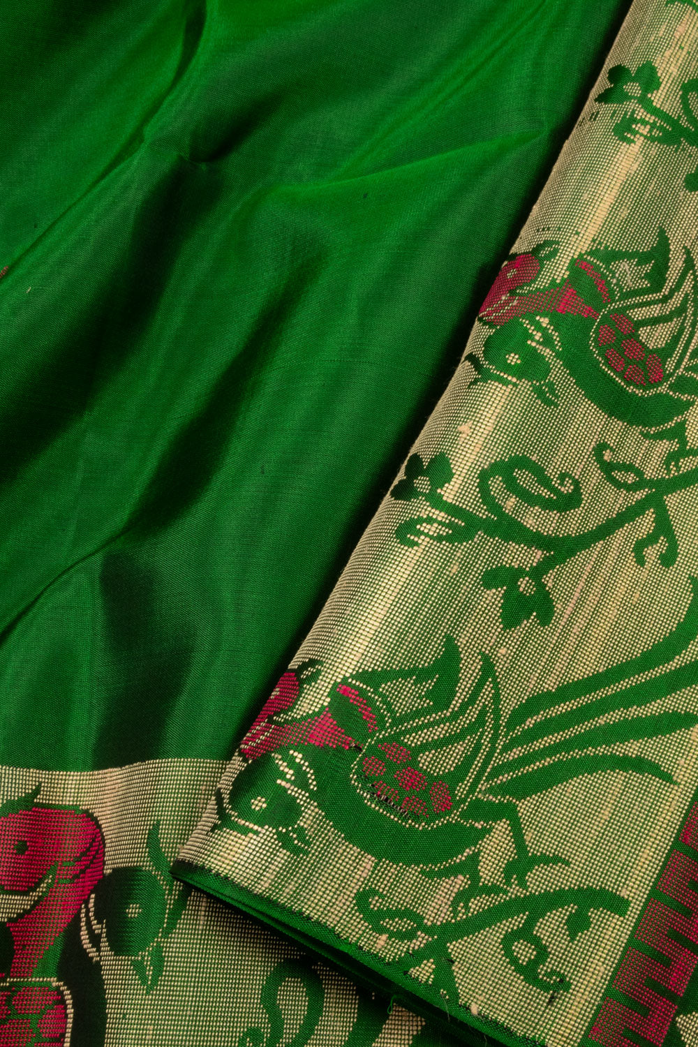 Green Handloom Kanjivaram Soft Silk Saree 10073911